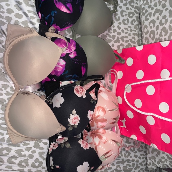 PINK Victoria's Secret Other - Pink VS push up bras